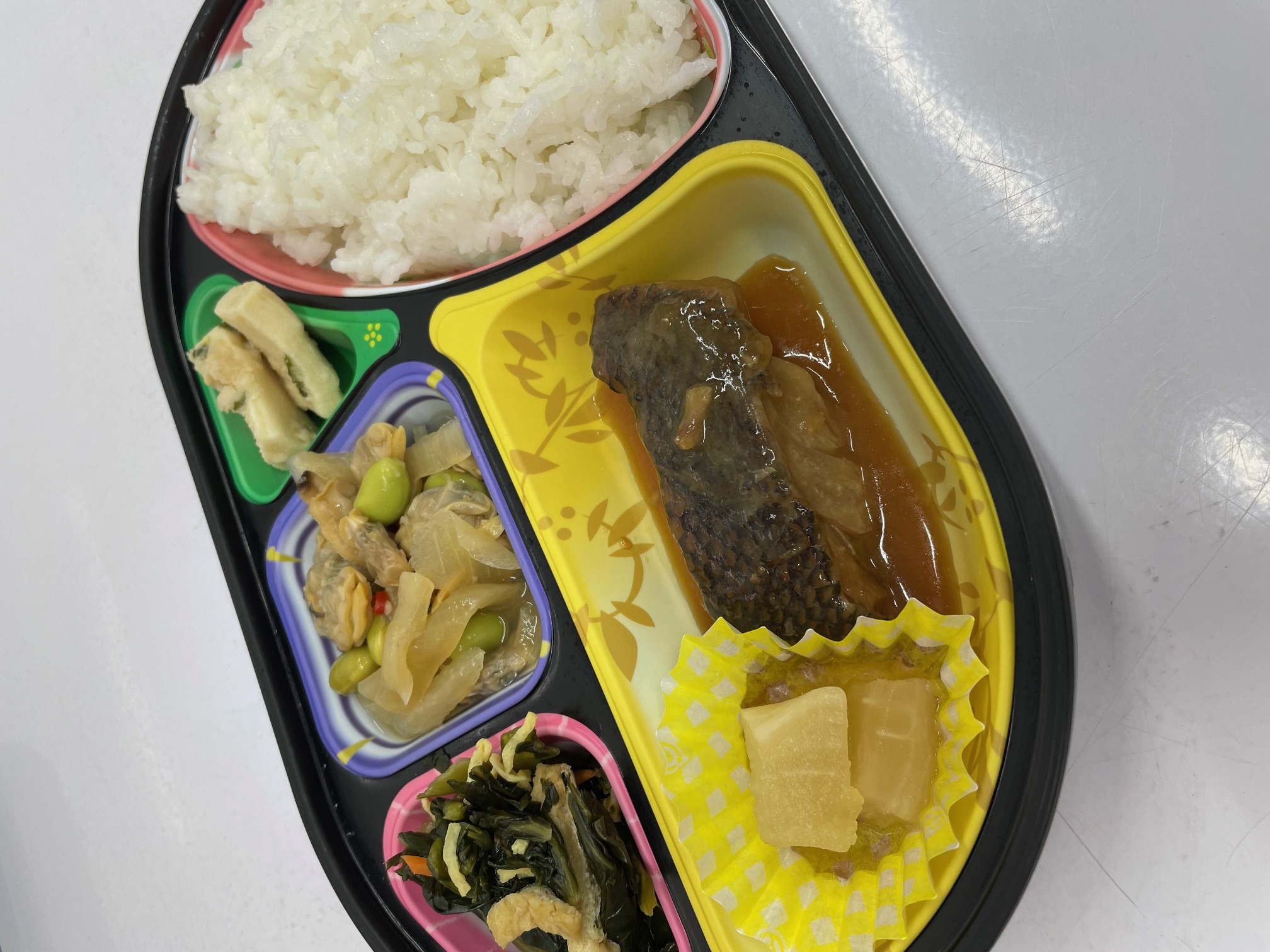 親の健康を支える、食事に配慮したお弁当をお届けします！